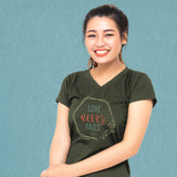 grace & truth Womens V-Neck T-Shirt Love Never Fails