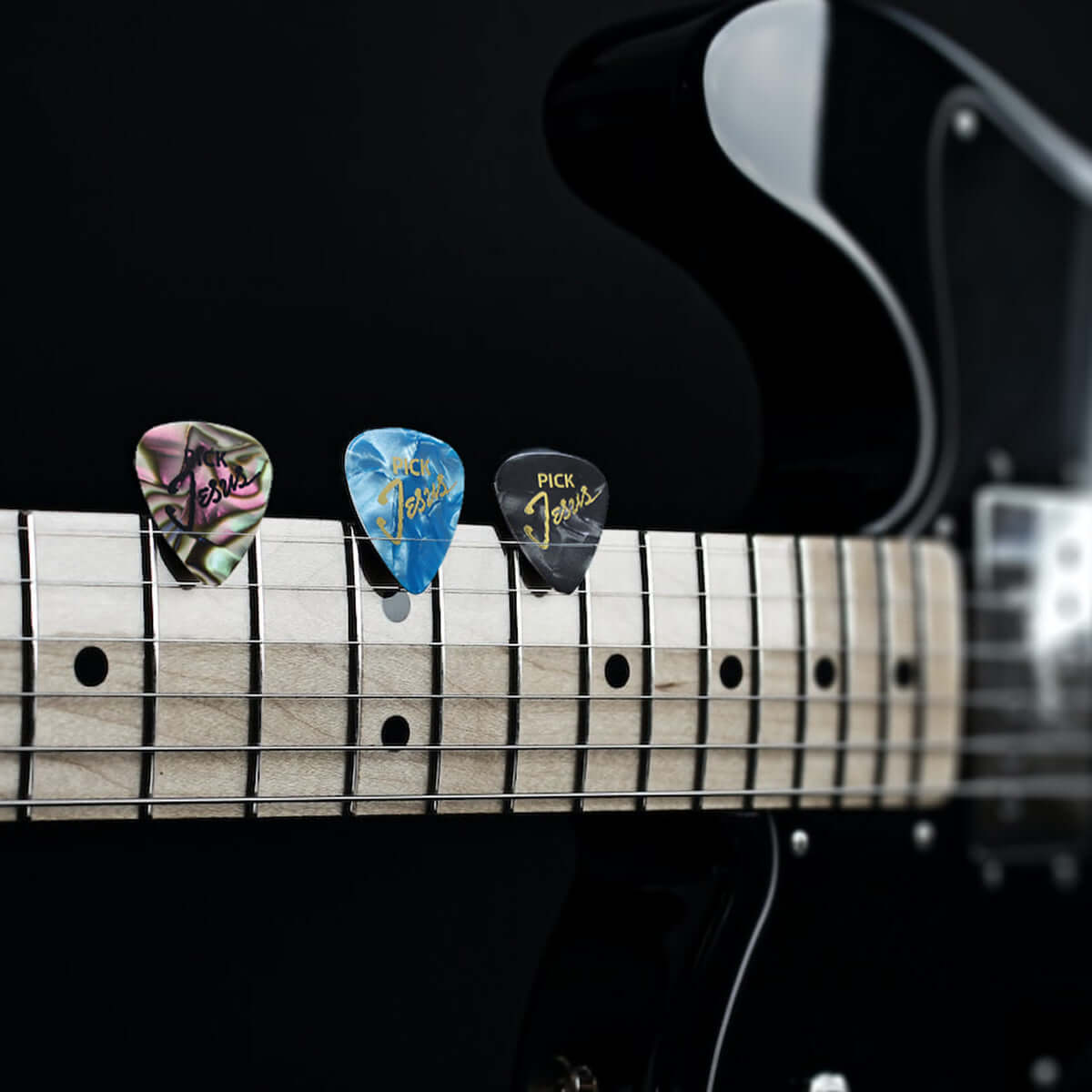 Kerusso 5 Pack Pick Jesus Guitar Picks